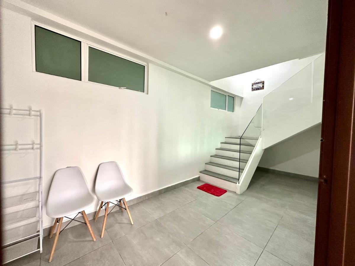 Springfield 3-Storey Cheerful Townhouse #Yoyo Homestay Сандакан Екстер'єр фото